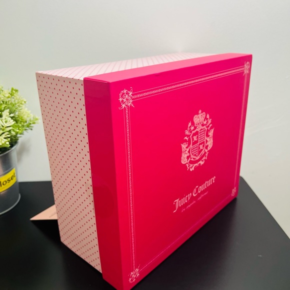 Juicy Couture Heritage Barrel Bag 3PC Gift Set - Mint & Pink NEW - Picture 8 of 14